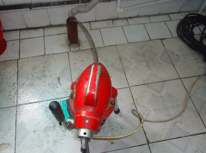 铁山港下水道疏通